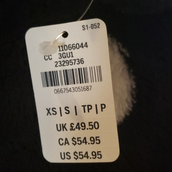 Victoria Secret Robe - Picture 2 of 4